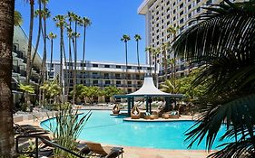 Marriott Airport Los Angeles 4*